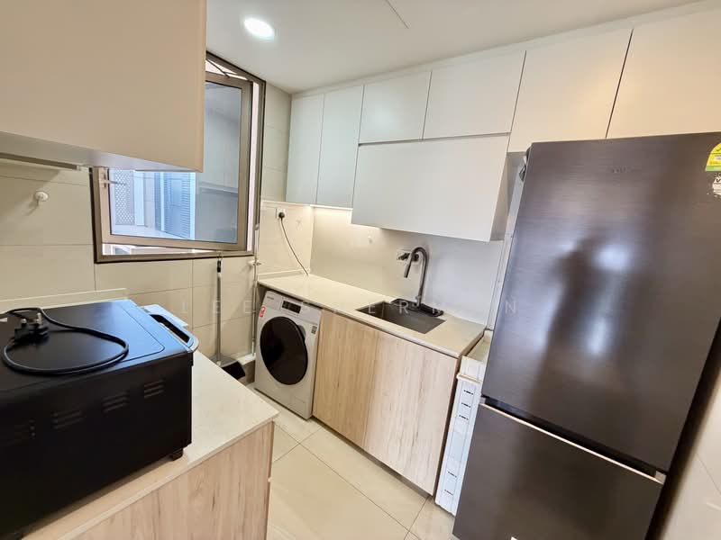 The Vales, 79 Anchorvale Crescent, 2 Bedrooms, 753 sqft, Condominium For Rent, by Lee Sherman, 500211303 - Kitchen - PropertyGuru.com.sg