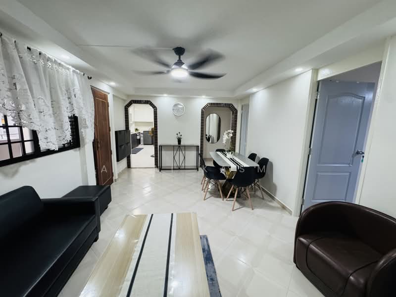 775 Yishun Ring Road, 775 Yishun Ring Road, 3 Bedrooms, 893 sqft, HDB Flat For Rent, by Faizal Kasmin, 500211312 - Living Room - PropertyGuru.com.sg