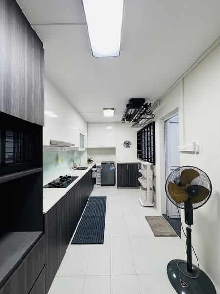 775 Yishun Ring Road, 775 Yishun Ring Road, 3 Bedrooms, 893 sqft, HDB Flat For Rent, by Faizal Kasmin, 500211312 - Kitchen - PropertyGuru.com.sg
