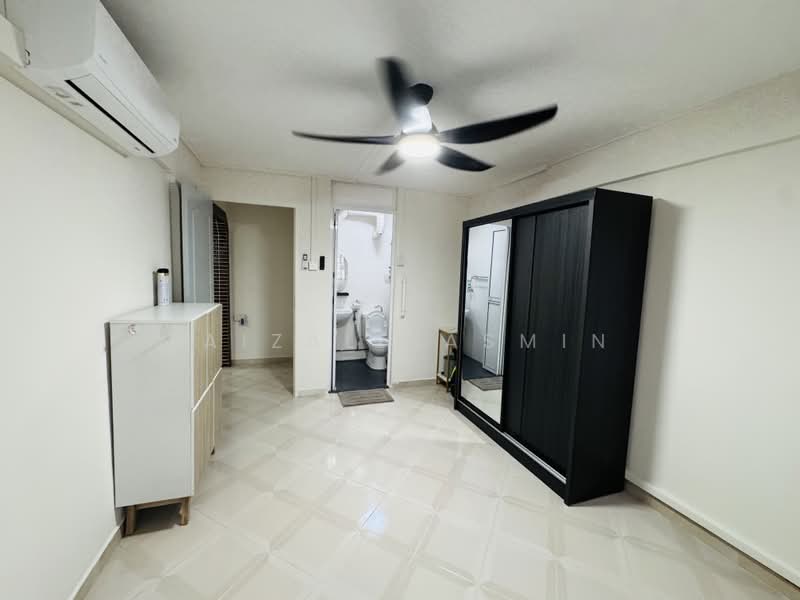 775 Yishun Ring Road, 775 Yishun Ring Road, 3 Bedrooms, 893 sqft, HDB Flat For Rent, by Faizal Kasmin, 500211312 - Bathroom - PropertyGuru.com.sg