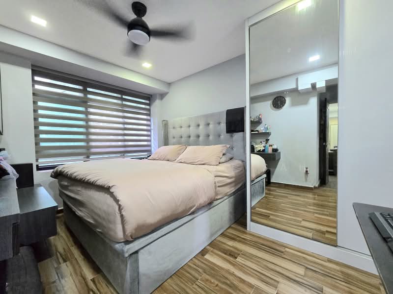 438A Sengkang West Avenue, 438A Sengkang West Avenue, 3 Bedrooms, 1,011 sqft, HDB Flat For Sale, by Taufik Batisah, 500211326 - Master Bedroom - PropertyGuru.com.sg