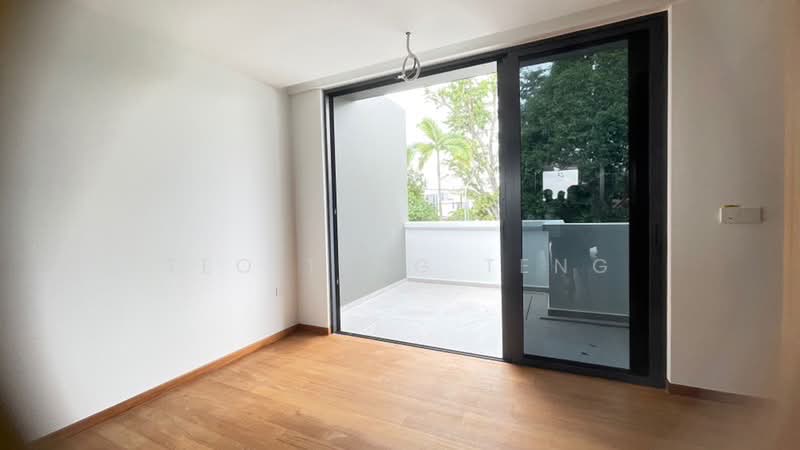 Seletar Hills Estate, Seletar Hills Drive, 5 Bedrooms, 5,380 sqft, Terraced House For Sale, by Teo Teng Teng, 500211331 - PropertyGuru.com.sg