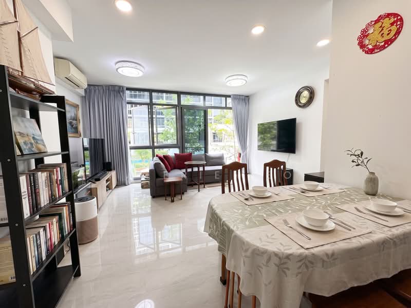 Symphony Suites, 9 Yishun Close, 3 Bedrooms, 1,023 sqft, Condominium For Sale, by Valerie Teo, 500211334 - Living Room - PropertyGuru.com.sg