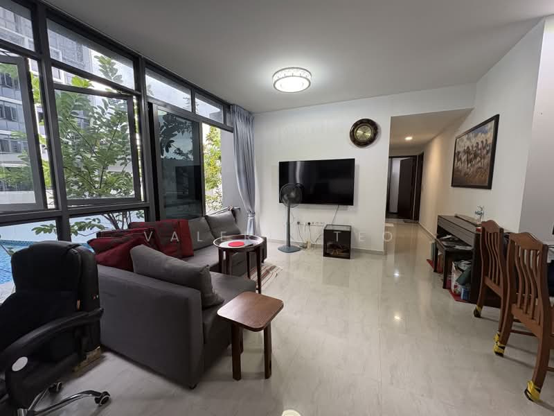 Symphony Suites, 9 Yishun Close, 3 Bedrooms, 1,023 sqft, Condominium For Sale, by Valerie Teo, 500211334 - Living Room - PropertyGuru.com.sg