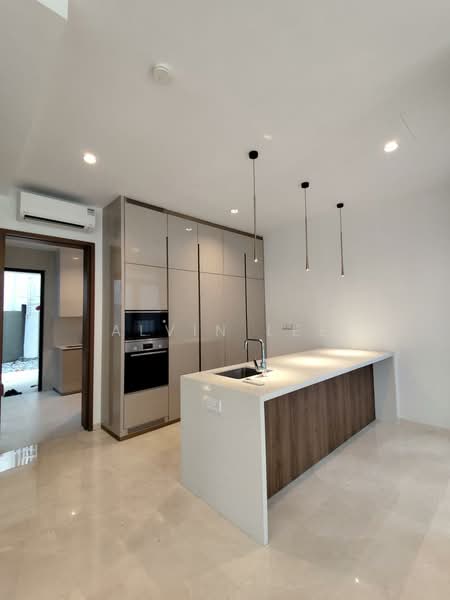 ๐Jia Landed ๐ A Modern Architectural Masterpiece. Contemporary Luxury, , 5 Bedrooms, 6,900 sqft, Corner Terrace For Sale, by Alvin Lee, 500211335 - Kitchen - PropertyGuru.com.sg