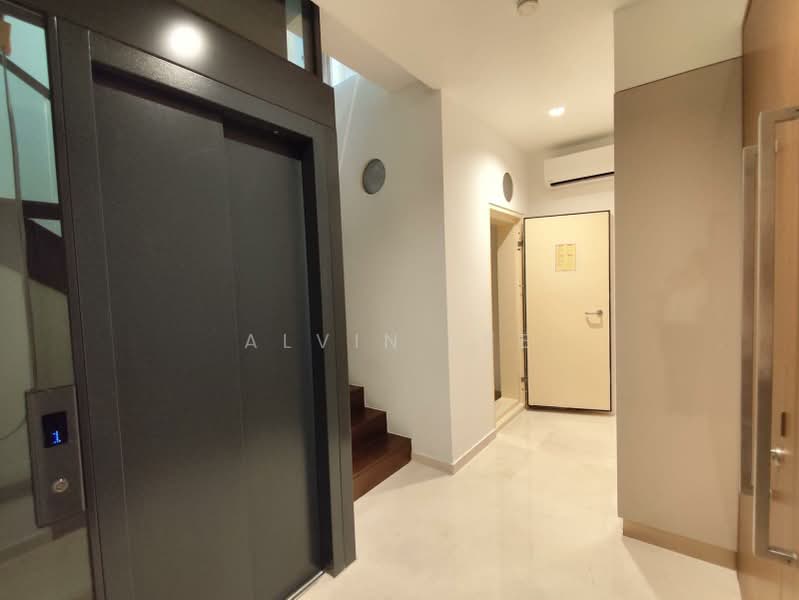 ๐Jia Landed ๐ A Modern Architectural Masterpiece. Contemporary Luxury, , 5 Bedrooms, 6,900 sqft, Corner Terrace For Sale, by Alvin Lee, 500211335 - Corridor - PropertyGuru.com.sg