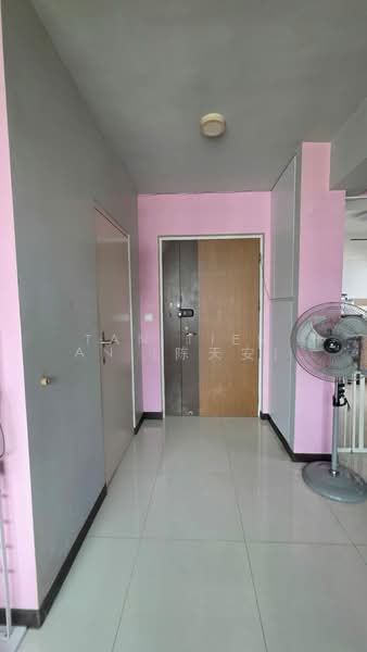 683A Edgedale Plains, 683A Edgedale Plains, 2 Bedrooms, 732 sqft, HDB Flat For Sale, by Tan Tien An (陈天安), 500211337 - Entrance - PropertyGuru.com.sg