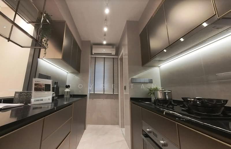 Chuan Park, 240 Lorong Chuan, 3 Bedrooms, 1,206 sqft, Condominium For Sale, by Joyce Tan, 500211347 - Kitchen - PropertyGuru.com.sg