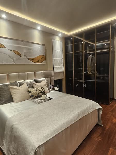 Chuan Park, 240 Lorong Chuan, Hougang / Punggol / Sengkang, 3 Bedrooms, 1,206 sqft, Condominium For Sale, by Joyce Tan, 500211347 - Bedroom - PropertyGuru.com.sg