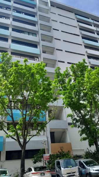 Henderson Industrial Park, 203 Henderson Road, 800 sqft, Light Industrial (B1) For Rent, by Eileen Ho, 500211348 - Exterior - CommercialGuru.com.sg