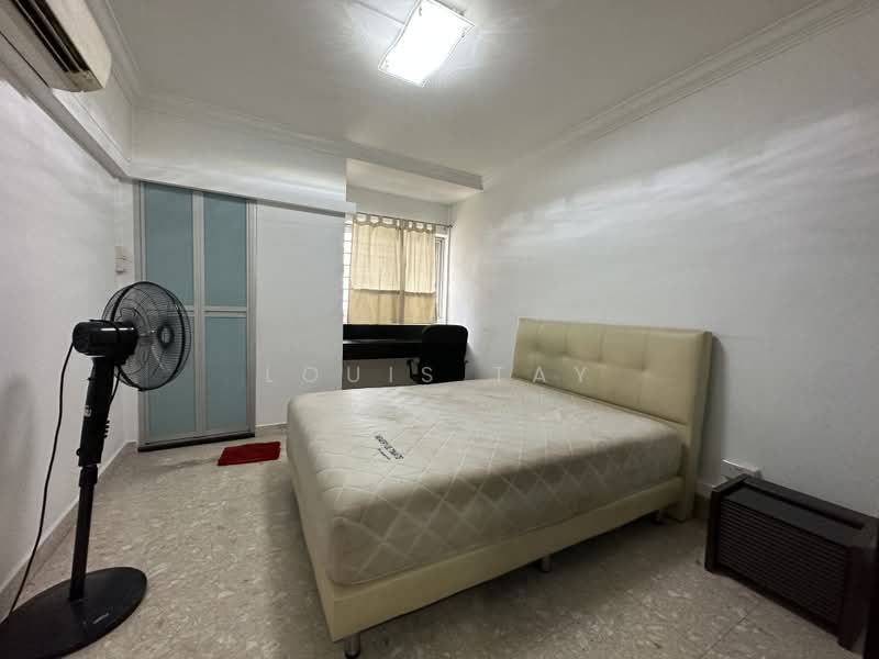 166 Tampines Street 12, 166 Tampines Street 12, 3 Bedrooms, 1,119 sqft, HDB Flat For Rent, by Louis Tay, 500211351 - Bedroom - PropertyGuru.com.sg