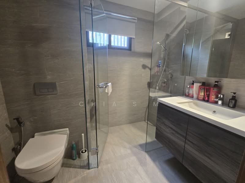 Eng Kong / Toh Tuck Corner Terrace, Upper Toh Tuck Terrace, 5 Bedrooms, 5,382 sqft, Corner Terrace For Sale, by Chia S M, 500211355 - Bathroom - PropertyGuru.com.sg