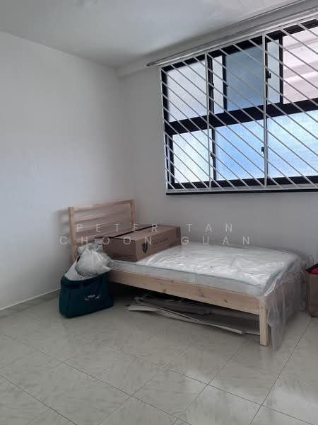755 Yishun Street 72, 755 Yishun Street 72, 3 Bedrooms, 905 sqft, HDB Flat For Rent, by Peter Tan Choon Guan, 500211368 - Bedroom 2 - PropertyGuru.com.sg