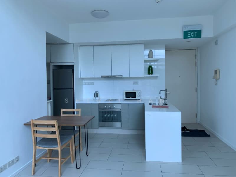 Regency Suites, 38 Kim Tian Road, 1 Bedroom, 1,152 sqft, Apartment For Sale, by Sheryl Han, 500211369 - Kitchen - PropertyGuru.com.sg