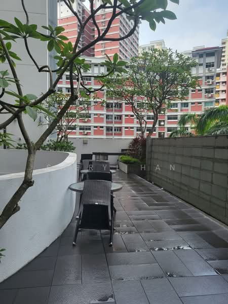 Regency Suites, 38 Kim Tian Road, 1 Bedroom, 1,152 sqft, Apartment For Sale, by Sheryl Han, 500211369 - Exterior - PropertyGuru.com.sg