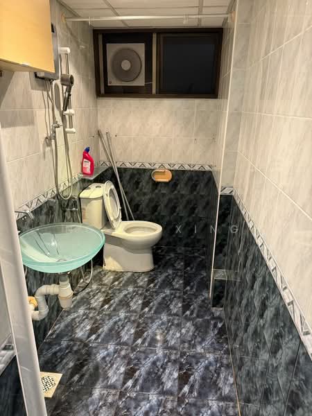 Laguna Park, 5000A Marine Parade Road, Room Rental, 200 sqft, Apartment For Rent, by Ng Fu Xing, 500211379 - Bathroom - PropertyGuru.com.sg