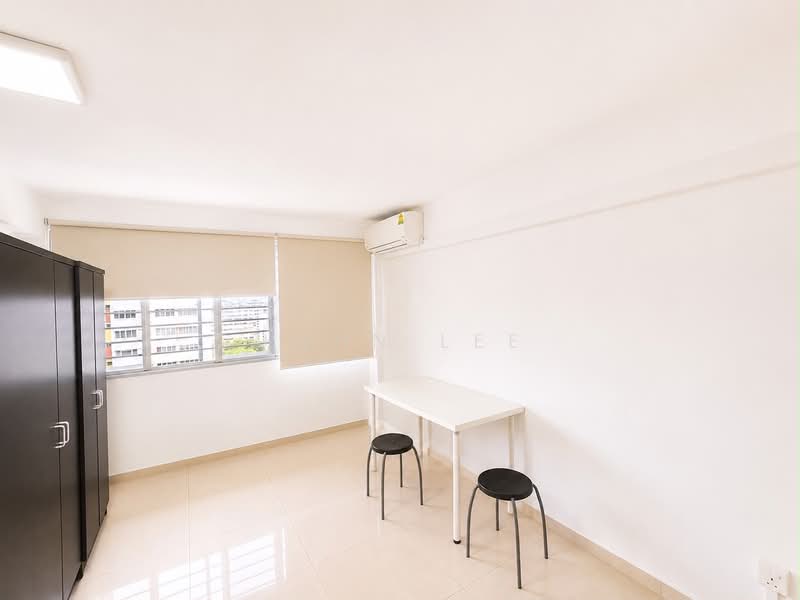 214 Lorong 8 Toa Payoh, 214 Lorong 8 Toa Payoh, 3 Bedrooms, 882 sqft, HDB Flat For Sale, by John Lee, 500211392 - Interior - PropertyGuru.com.sg
