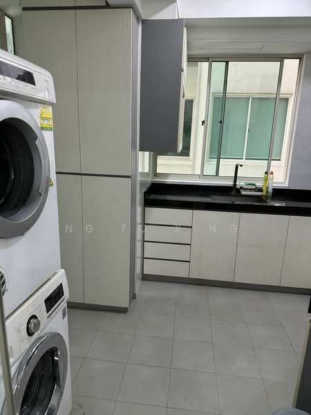 Oleander Towers, 911 Lorong 1 Toa Payoh, Room Rental, 200 sqft, Apartment For Rent, by Ng Fu Xing, 500211393 - Kitchen - PropertyGuru.com.sg