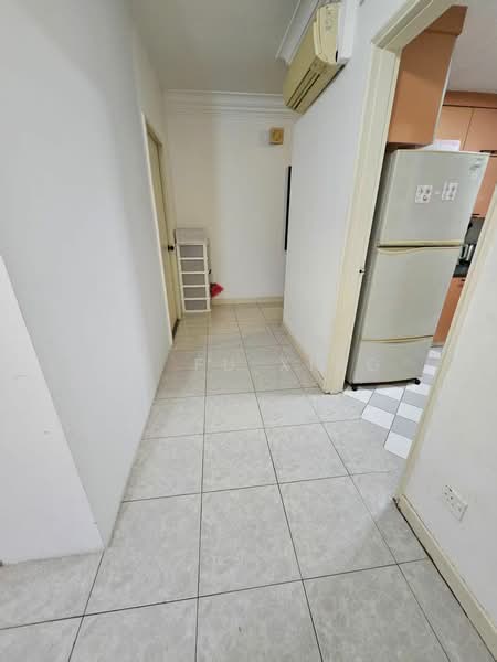 Emerald Park, 2 Indus Road, Room Rental, 300 sqft, Condominium For Rent, by Ng Fu Xing, 500211405 - Corridor - PropertyGuru.com.sg