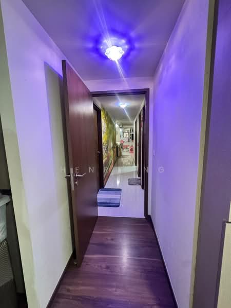 Bellewoods, 102 Woodlands Avenue 5, 4 Bedrooms, 1,345 sqft, Executive Condominium For Sale, by Henry Ng, 500211412 - Corridor - PropertyGuru.com.sg
