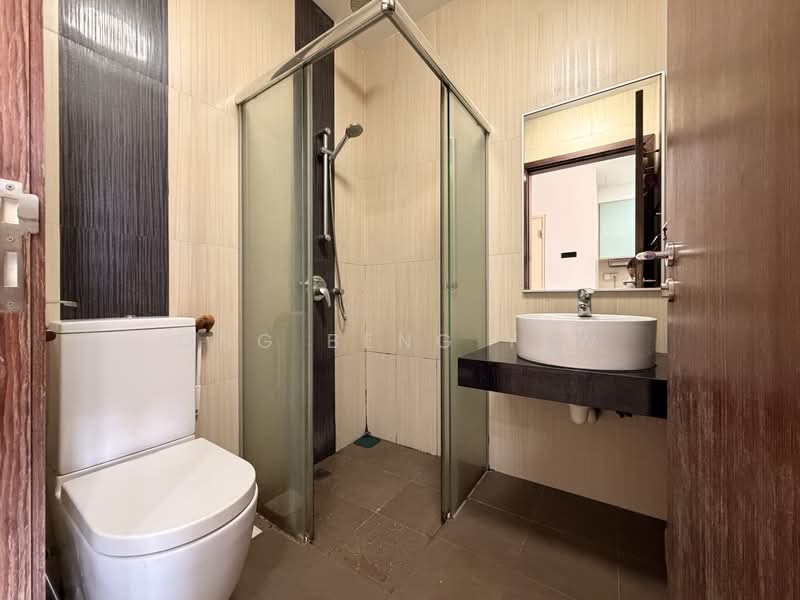 Glasgow Residences, 23 Glasgow Road, 1 Bedroom, 420 sqft, Condominium For Sale, by Ong Beng Yew, 500211424 - Bathroom - PropertyGuru.com.sg