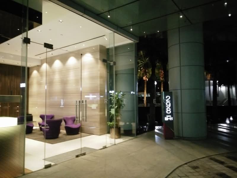 Concourse Skyline, 298 Beach Road, Studio, 872 sqft, Condominium For Sale, by Valerie Teo, 500211427 - Entrance - PropertyGuru.com.sg