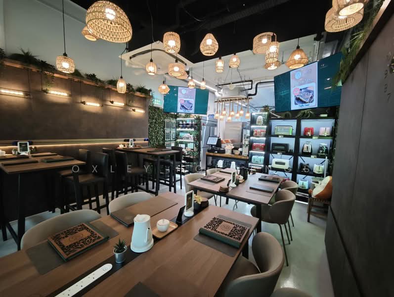 Floravista, 7 Ang Mo Kio Street 66, 710 sqft, Food & Beverage For Rent, by Darren Lim, 500211437 - Interior - CommercialGuru.com.sg