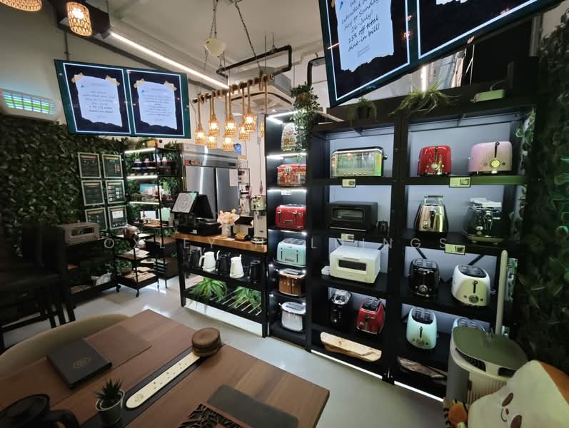 Floravista, 7 Ang Mo Kio Street 66, 710 sqft, Food & Beverage For Rent, by Darren Lim, 500211437 - Interior - CommercialGuru.com.sg