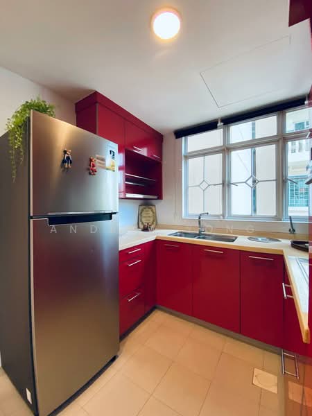 Symphony Heights, 33 Hume Avenue, 3 Bedrooms, 1,216 sqft, Condominium For Sale, by Andrew Yong, 500211444 - Kitchen - PropertyGuru.com.sg