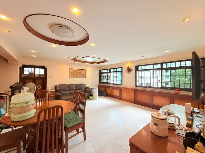 502 Jelapang Road, 502 Jelapang Road, 4 Bedrooms, 1,335 sqft, HDB Flat For Sale, by Jose Loh Zhenhao, 500211467 - Living Room - PropertyGuru.com.sg