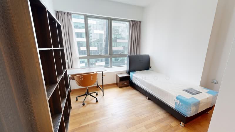 One Shenton, 1 Shenton Way, 2 Bedrooms, 1,130 sqft, Condominium For Sale, by Joseph Khoo, 500211477 - 2nd Bedroom - PropertyGuru.com.sg