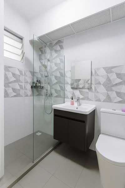 183A Boon Lay Avenue, 183A Boon Lay Avenue, 3 Bedrooms, 1,001 sqft, HDB Flat For Rent, by Alex Alex, 500211478 - Bathroom - PropertyGuru.com.sg