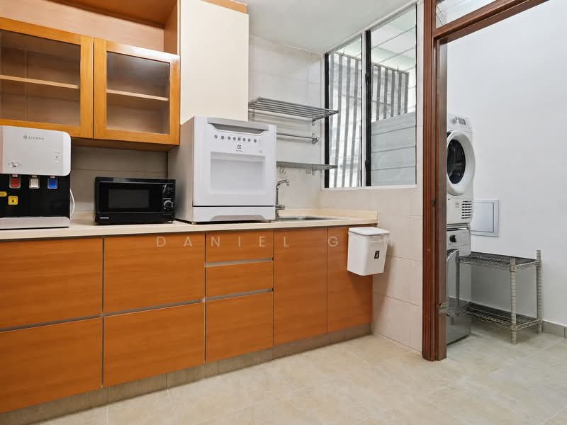 Woodgrove Condo, 10 Woodgrove Drive, 4 Bedrooms, 2,067 sqft, Condominium For Sale, by Daniel Gan, 500211484 - Kitchen - PropertyGuru.com.sg