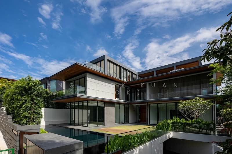 One-of-a-Kind Brand New Bungalow in D10, Leedon, Holland, Oei Tiong Ham Park, 5 Bedrooms, 19,822 sqft, Bungalow House For Sale, by Ang Teck Kuan (Teck), 500211487 - Exterior - PropertyGuru.com.sg