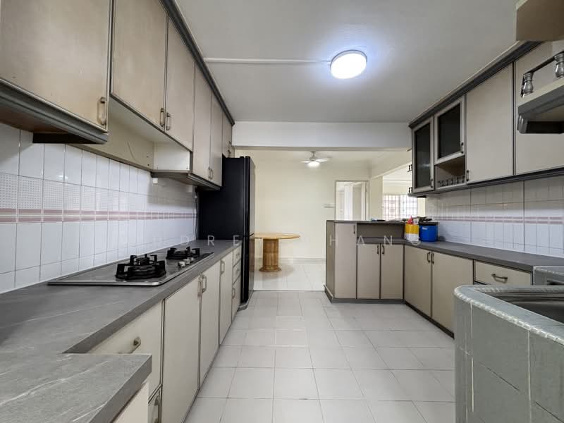 537 Hougang Street 52, 537 Hougang Street 52, 4 Bedrooms, 1,150 sqft, HDB Flat For Rent, by Audrey Phang, 500211492 - Kitchen - PropertyGuru.com.sg