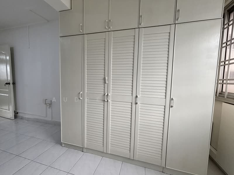 537 Hougang Street 52, 537 Hougang Street 52, 4 Bedrooms, 1,150 sqft, HDB Flat For Rent, by Audrey Phang, 500211492 - Master bedroom - PropertyGuru.com.sg