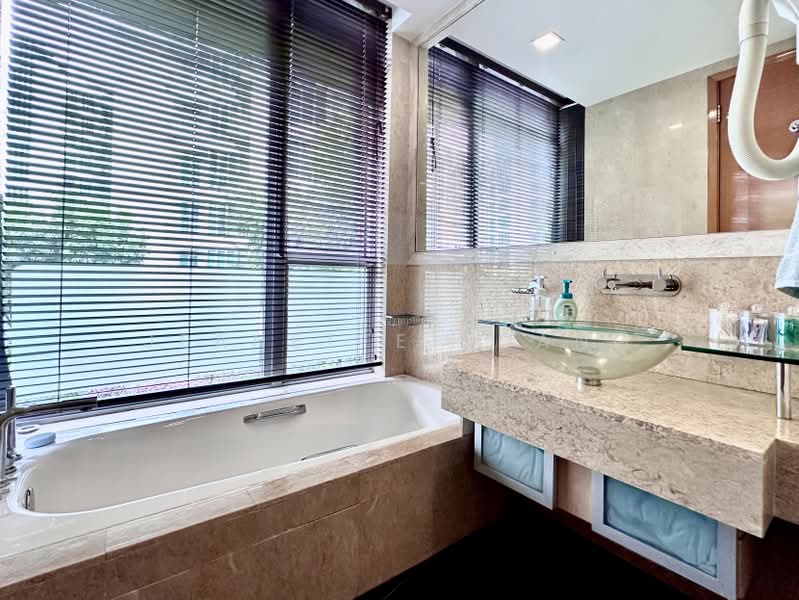 Caribbean at Keppel Bay, 16 Keppel Bay Drive, Harbourfront / Telok Blangah, 3 Bedrooms, 1,335 sqft, Condominium For Sale, by Jeanette Huang, 500211499 - Bathroom - PropertyGuru.com.sg