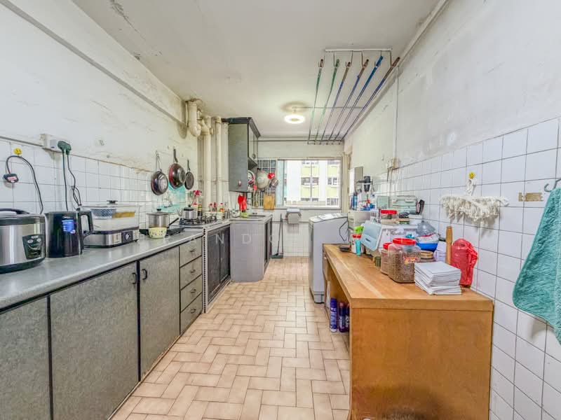 208 Yishun Street 21, 208 Yishun Street 21, 3 Bedrooms, 1,001 sqft, HDB Flat For Sale, by Brandon Wee, 500211509 - Kitchen - PropertyGuru.com.sg
