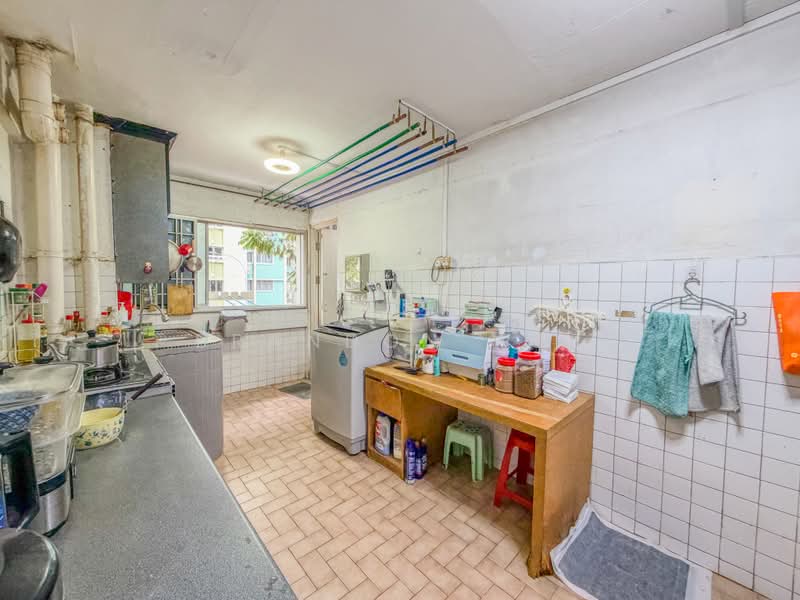 208 Yishun Street 21, 208 Yishun Street 21, 3 Bedrooms, 1,001 sqft, HDB Flat For Sale, by Brandon Wee, 500211509 - Kitchen - PropertyGuru.com.sg