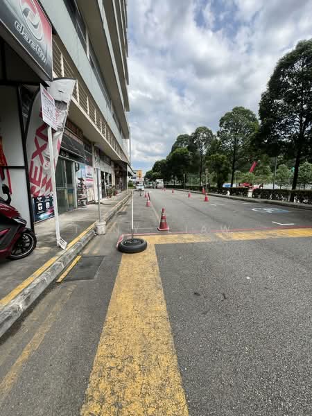 Harvest @ Woodlands, , 1,905 sqft, Factory / Workshop (B2) For Sale, by Tony Liaw, 500211511 - Exterior - CommercialGuru.com.sg