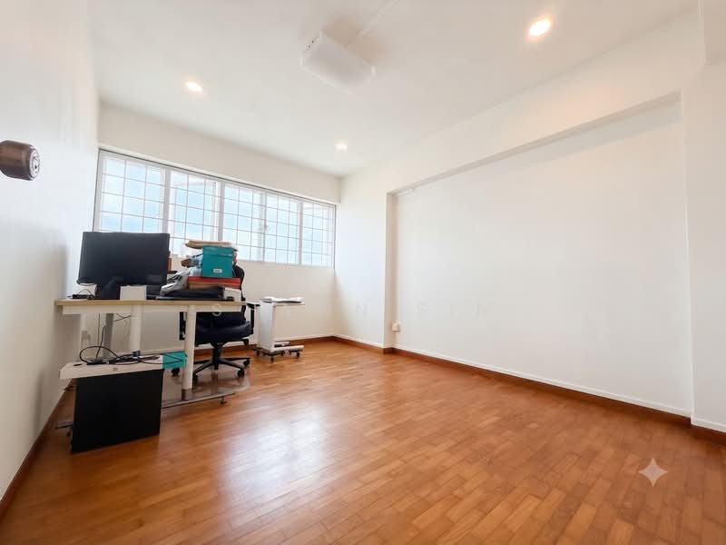 430 Ang Mo Kio Avenue 3, 430 Ang Mo Kio Avenue 3, 3 Bedrooms, 1,280 sqft, HDB Flat For Rent, by Shawn Sim, 500211519 - Study - PropertyGuru.com.sg