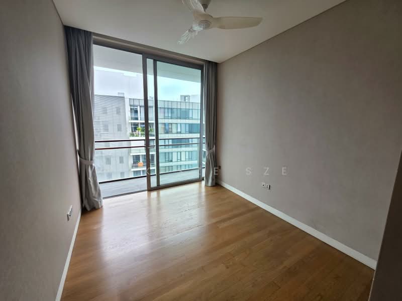 Hilltops, 101 Cairnhill Circle, 2 Bedrooms, 1,249 sqft, Condominium For Sale, by Mok Sze Sze, 500211530 - Balcony - PropertyGuru.com.sg