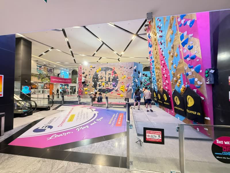 CT Hub, 2 Kallang Avenue, 721 sqft, Mall Shop For Sale, by Daniel Lee, 500211532 - Interior - CommercialGuru.com.sg
