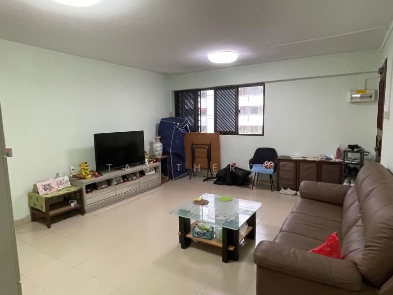 219 Jurong East Street 21, 219 Jurong East Street 21, Boon Lay / Jurong / Tuas, 3 Bedrooms, 979 sqft, HDB Flat For Sale, by Tan Theron, 500211538 - Living Room - PropertyGuru.com.sg