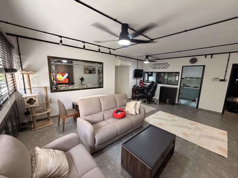 415 Eunos Road 5, 415 Eunos Road 5, 3 Bedrooms, 1,151 sqft, HDB Flat For Sale, by Fariss Haiqel, 500211543 - Living Room - PropertyGuru.com.sg