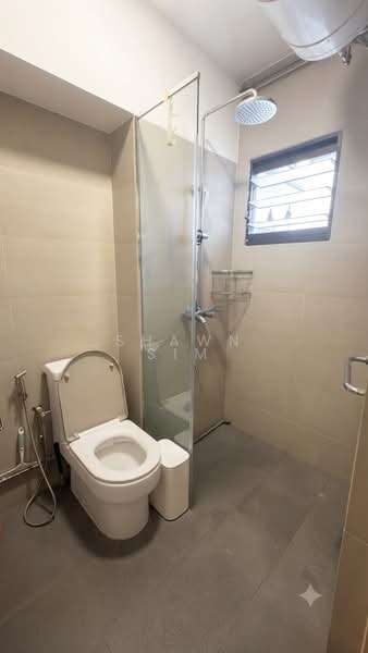 204A Compassvale Drive, 204A Compassvale Drive, 3 Bedrooms, 1,184 sqft, HDB Flat For Rent, by Shawn Sim, 500211544 - Bathroom - PropertyGuru.com.sg
