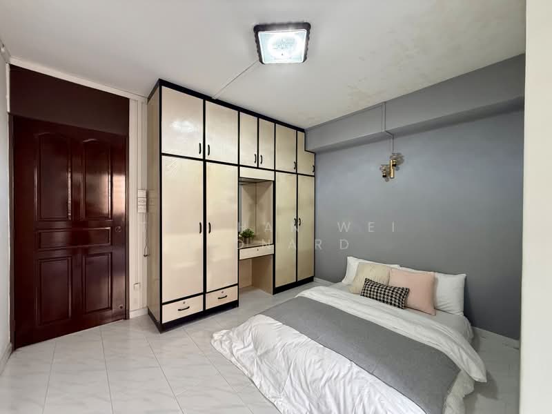 209 Bishan Street 23, 209 Bishan Street 23, 3 Bedrooms, 1,130 sqft, HDB Flat For Sale, by Tan Han Wei Leonard, 500211561 - Master Bedroom - PropertyGuru.com.sg