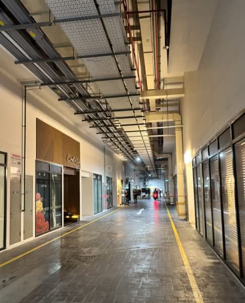 Oxley BizHub 2, 62 Ubi Road 1, 1,292 sqft, Light Industrial (B1) For Sale, by Wenqi Teh, 500211568 - Corridor - CommercialGuru.com.sg