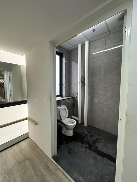 REVV, 1 Corporation Drive, 1,755 sqft, Factory / Workshop (B2) For Sale, by Ben Chew, 500211576 - Bathroom - CommercialGuru.com.sg