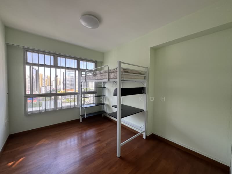 323A Sumang Walk, 323A Sumang Walk, 3 Bedrooms, 1,001 sqft, HDB Flat For Sale, by Jeffrey Koh, 500211580 - Bedroom - PropertyGuru.com.sg
